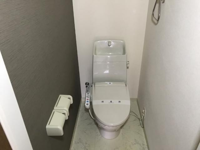 ツリー　フィールドのトイレ|シャワー付トイレ