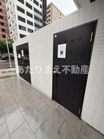 ルッシェ箱崎駅前のエントランス