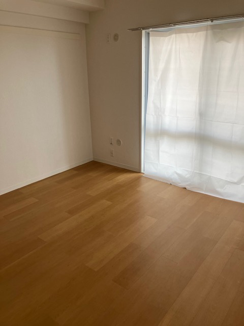 フレール兵庫浜崎通２ＬＤＫの洋室|明るい洋室です