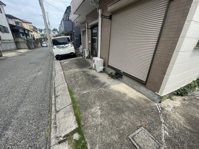 アドパリ5の駐車場