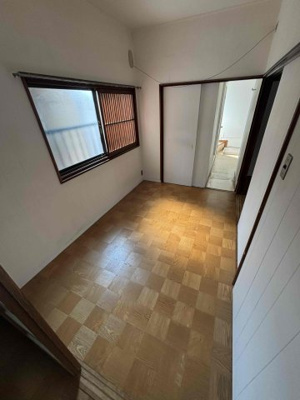 【洋室】 | 荒田町3丁目店舗付住宅