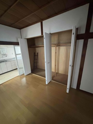 荒田町3丁目店舗付住宅の収納