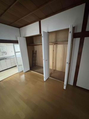 【収納】 | 荒田町3丁目店舗付住宅