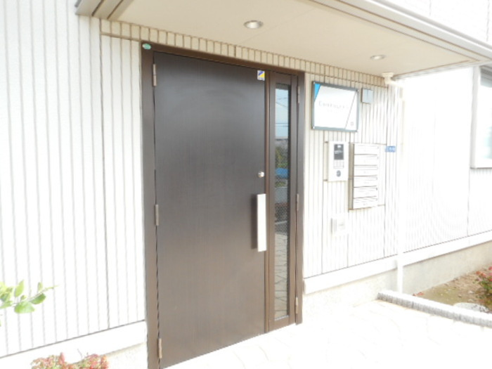 クラージュのエントランス