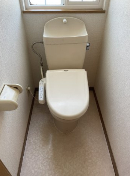 コンパクトで使いやすいトイレです