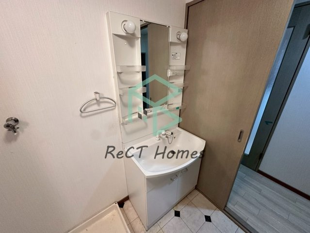 サンヒルズ西今宿の洗面所