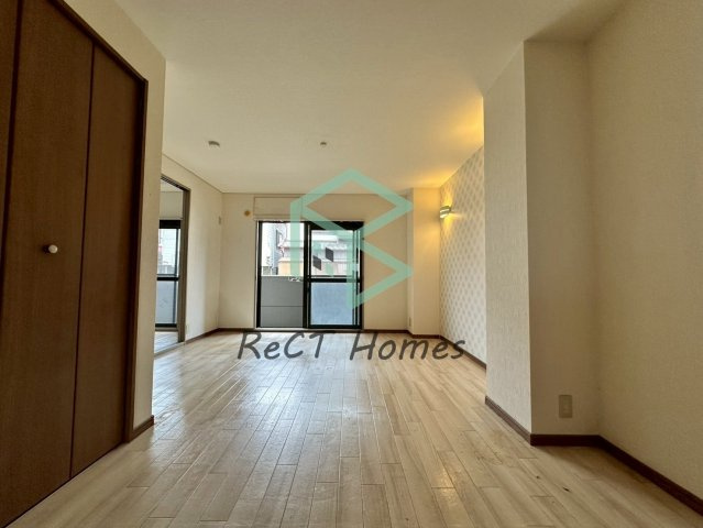 サンヒルズ西今宿の居間・リビング