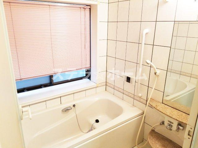 鶴見区横堤4中古戸建の浴室|お風呂です