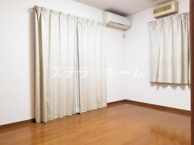 鶴見区横堤4中古戸建の洋室|スタンダードな洋室です