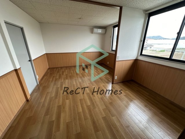 ウィンディア玉手の居間・リビング