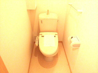 【トイレ】 | ソレイユ | 清潔感のあるトイレです