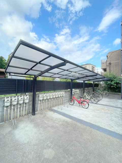 ザ・レジデンス新宿北のその他共用部分|☆屋根付駐輪場☆