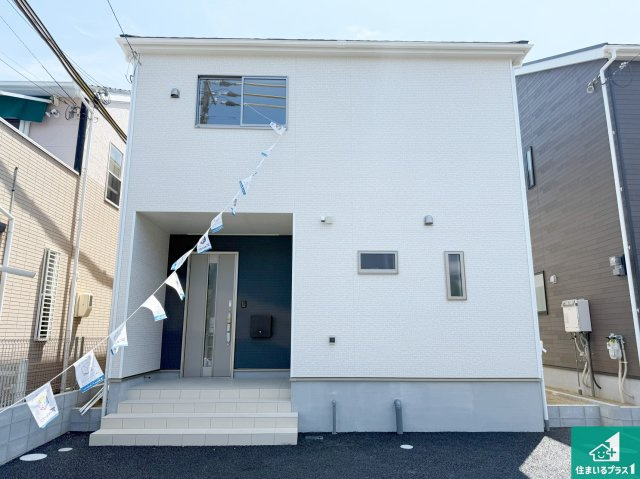 和歌山市和歌川町　第1期　新築一戸建ての外観|安心の10年保証！外観を美しく保ち、雨水で汚れを落とします！気になることがありましたら、お気軽にお問い合わせください！