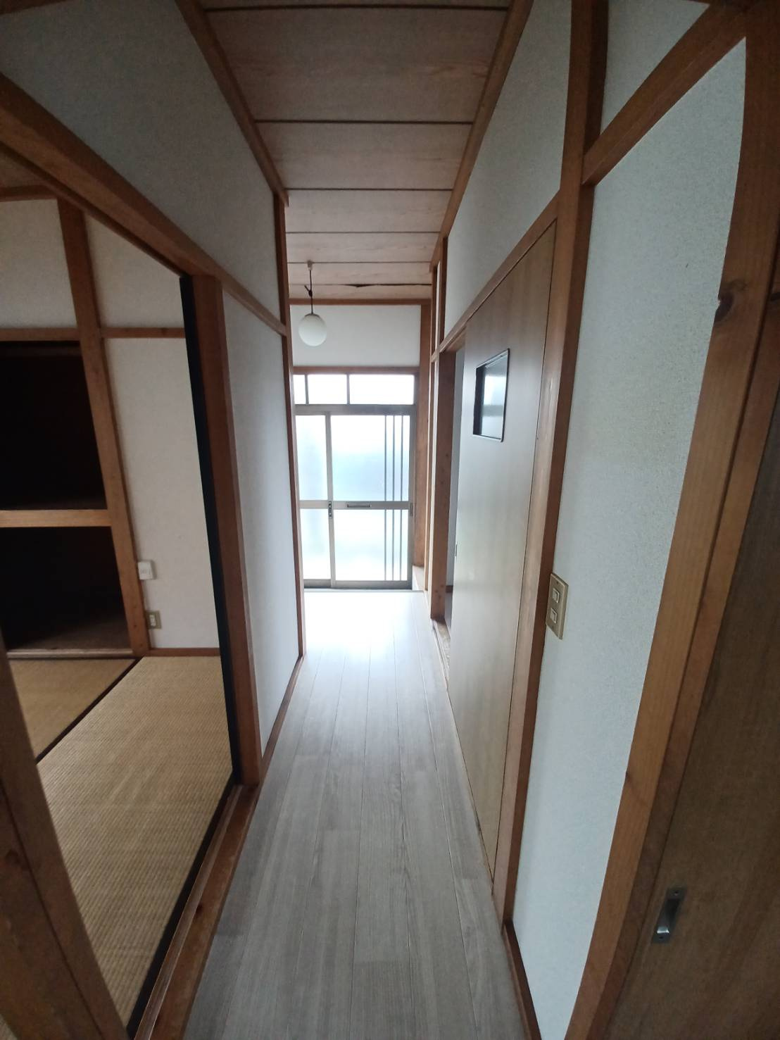 金成　善行戸建の内装