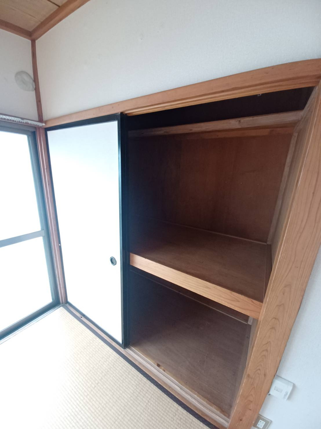 金成　善行戸建の収納