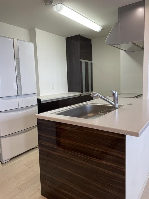 【キッチン】 | Ｗ１９８ｃｍのカップボード付き