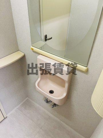 事務所！！チケン錦ビルの洗面所