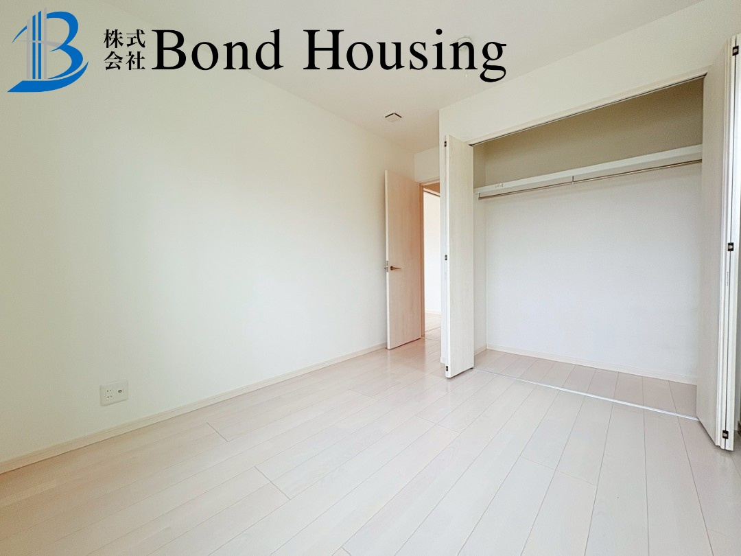 家事導線良好の築浅良質戸建　有瀬　築６年の洋室