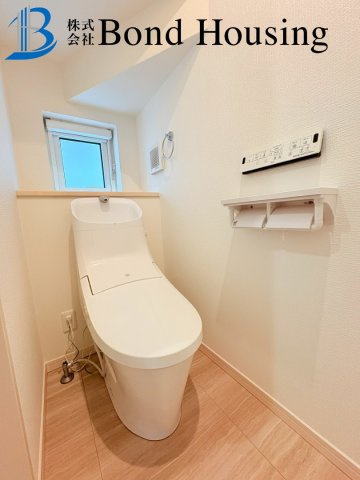 家事導線良好の築浅良質戸建　有瀬　築６年のトイレ