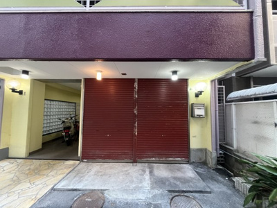 【エントランス】 | ヒルズコート海岸通