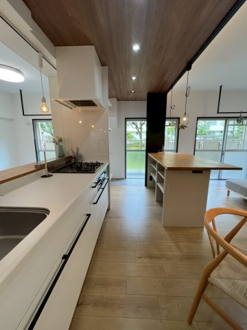 和泉市鶴山台3丁フルリノベーション済みマンションのキッチン