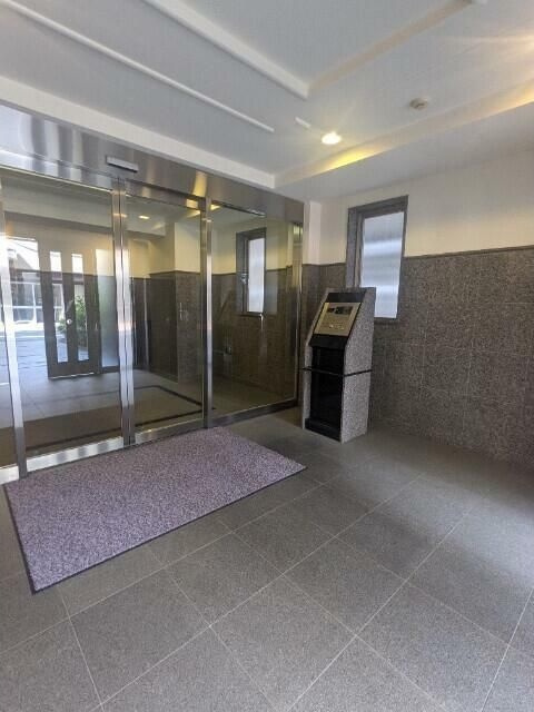 リベルテ上野のエントランス