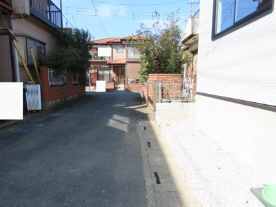 【前面道路含む現地写真】 | 坂戸市千代田新築戸建