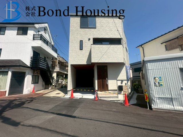 耐震基準3等級相当　山手6丁目　新築戸建ての外観