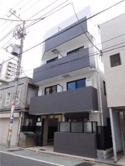 【外観】 | 鉄筋コンクリート造のがっちりとした建物。