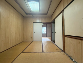 【和室】 | 右京区太秦堀池町 | 約4.5帖の和室、押入付：リフォームをお楽しみいただけます♪