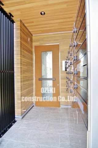 リブリ・北越谷のエントランス