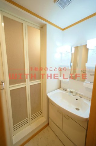 ティファニー【キャッシュバック対象物件】の洗面所|スペースが確保できる洗面所です