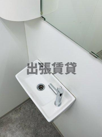 事務所！！チケン錦ビルの洗面所