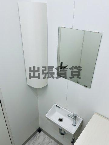 事務所！！チケン錦ビルの洗面所