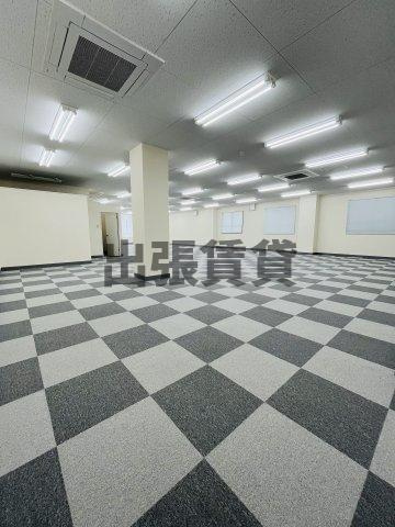 事務所！！チケン錦ビルの内装