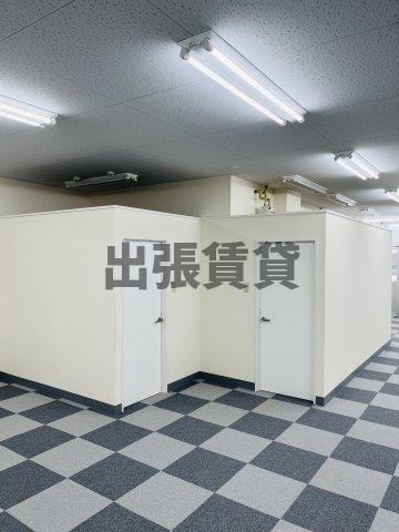 事務所！！チケン錦ビルの内装