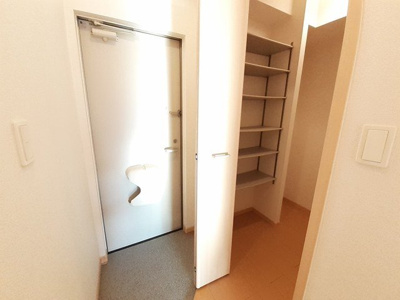 【玄関】 | カーサ・モデルノⅡ