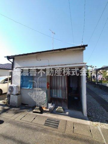 ６４４０６　岐阜市鏡島西土地の外観