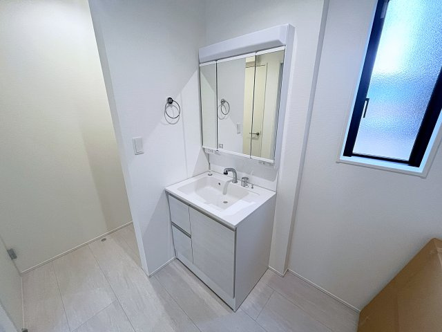 新築戸建・建売　町庭坂字一本杉　GRAFARE　全4棟の独立洗面台