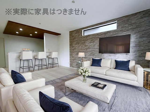 新築戸建・建売　町庭坂字一本杉　GRAFARE　全4棟の居間・リビング|画像はバーチャルホームステージングの加工による演出で、実際の家具は付きません。