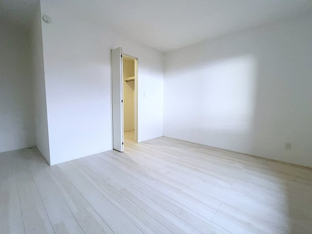 新築戸建・建売　町庭坂字一本杉　GRAFARE　全4棟の洋室