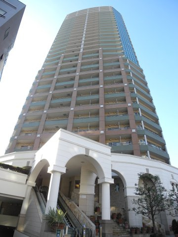 セントラルレジデンス新宿シティータワーの外観