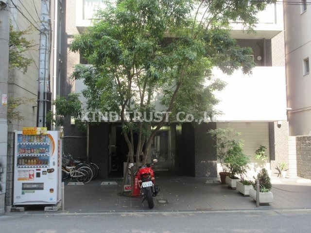 カーサリック同心のエントランス|毎日通るエントランスはこのようになっています