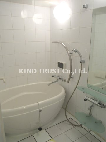 カーサリック同心の浴室|お風呂で日々の疲れを落としましょう