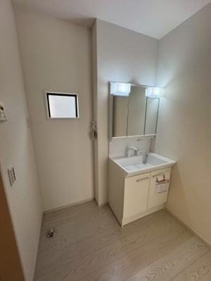 【独立洗面台】 | 名東区大針1期(全5棟) | キャンペーン対象物件です♪詳細は弊社ホームページもしくはスタッフまでお気軽にお問合せ下さいませ♪ お役に立てる自信があります♪