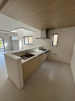 【キッチン】 | 名東区大針1期(全5棟) | キャンペーン対象物件です♪詳細は弊社ホームページもしくはスタッフまでお気軽にお問合せ下さいませ♪ お役に立てる自信があります♪