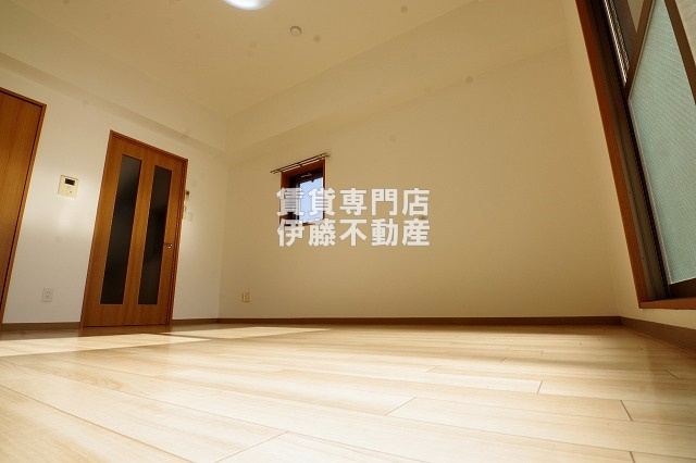 Proudearの内装