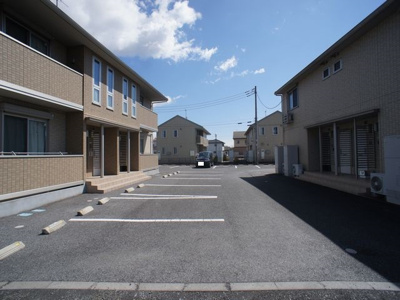 【駐車場】 | プライムコートB | 駐車場2台可能です♪