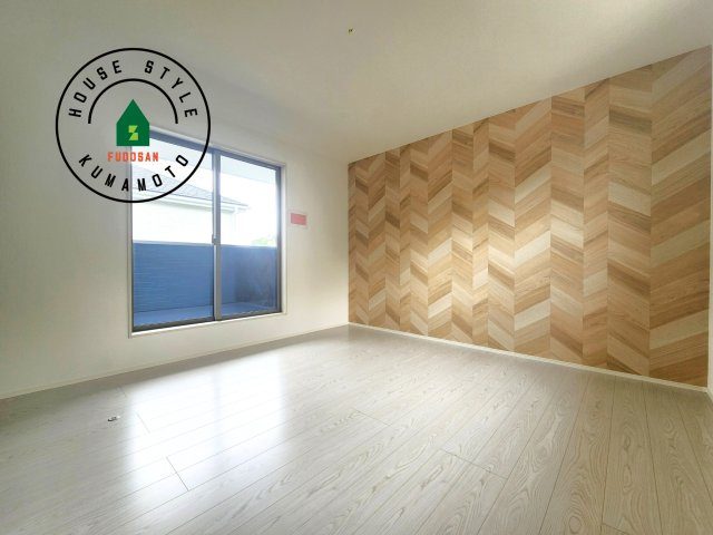 菊池郡大津町大字室第12-2棟（11号棟）　の寝室|主寝室には収納力に優れたクローゼットがありますので、お部屋もすっきり片付きます。