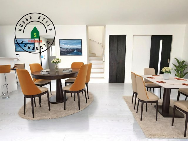 菊池郡大津町大字室第12-2棟（11号棟）　の居間・リビング|明るく開放的なリビングダイニングは豊かな陽光が注ぎ込み、やすらぎの空間を演出してくれます。ご家族で楽しいひとときをお過ごし下さい。※家具はCGを合成したものです。